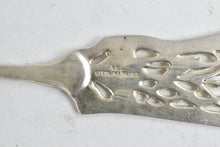 Load image into Gallery viewer, Sterling Silver Ornate Pierced Floral Fish Serving Knife A E L