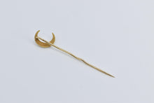Load image into Gallery viewer, 14K Victorian Floral Enamel Crescent Moon Stick Pin Yellow Gold