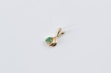 Load image into Gallery viewer, 14K Round Emerald Vintage Simple Classic Pendant Yellow Gold
