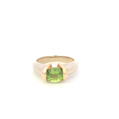 14K Oval Peridot Vintage Simple Statement Ring Yellow Gold