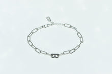 Load image into Gallery viewer, Platinum 7.25mm B Letter Monogram Paperclip Chain Bracelet 7.25&quot;