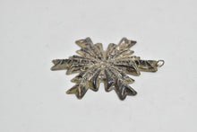 Load image into Gallery viewer, Sterling Silver 1978 Gorham Christmas Snow Flake Ornament