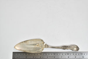 Sterling Silver Reed & Barton Antique Cake Serving Knife