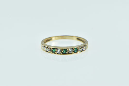 10K Vintage Round Syn. Emerald CZ Band Ring Yellow Gold