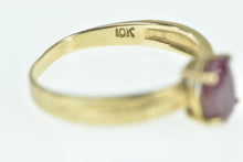 Load image into Gallery viewer, 10K Oval Natural Ruby Grooved Vintage Classic Ring Yellow Gold