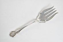Load image into Gallery viewer, Sterling Silver Bailey Banks &amp; Biddle G Monogram Serving Fork 9.75&quot;