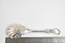 Load image into Gallery viewer, Sterling Silver Reed &amp; Barton Marlborough Sugar Shell Spoon