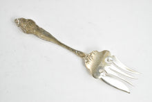 Load image into Gallery viewer, Sterling Silver Reed &amp; Barton Les Six Fleurs Serving Fork