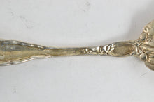 Load image into Gallery viewer, Sterling Silver Reed &amp; Barton Les Six Fleurs Serving Fork