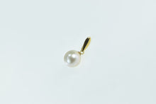 Load image into Gallery viewer, 18K Vintage 7.9mm Pearl Classic Simple Fashion Pendant Yellow Gold