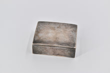 Load image into Gallery viewer, Sterling Silver Smith &amp; Smith Vintage Trinket Snuff Box