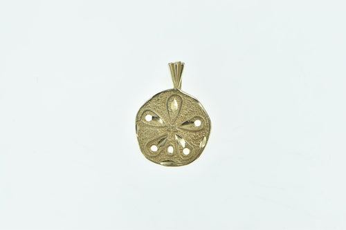 14K Sand Dollar Sea Shell Ocean Motif Beach Charm/Pendant Yellow Gold