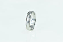 Load image into Gallery viewer, Platinum 5.3mm Vintage Grooved Men&#39;s Wedding Band Ring