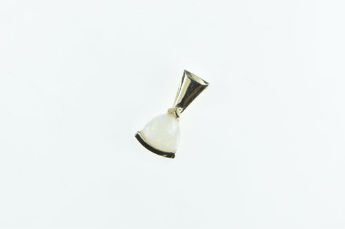 14K Trillion Opal Vintage Classic Simple Pendant Yellow Gold