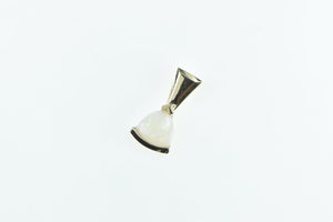 14K Trillion Opal Vintage Classic Simple Pendant Yellow Gold