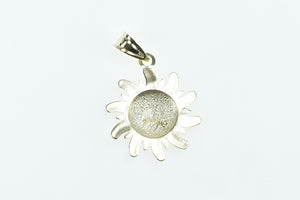 14K Sun Face Vintage Space Motif Star Charm/Pendant Yellow Gold