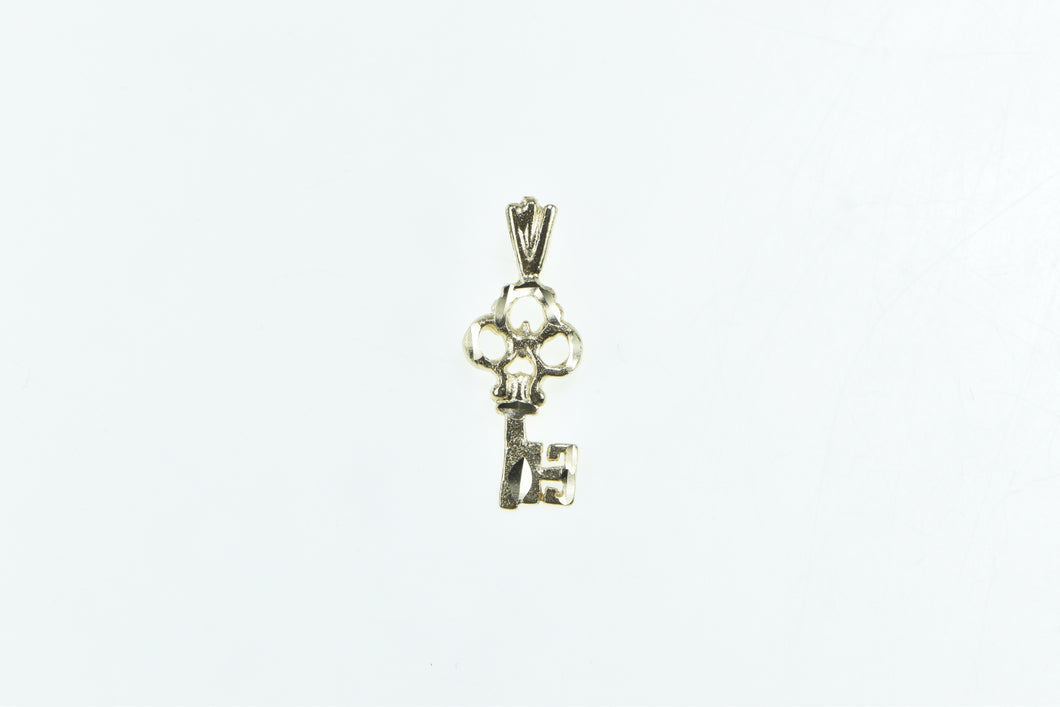 14K Vintage Skeleton Key Trust Loyalty Symbol Charm/Pendant Yellow Gold