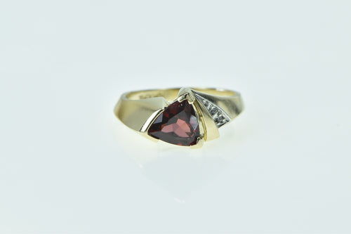 10K Trillion Garnet Diamond Accent Vintage Ring Yellow Gold