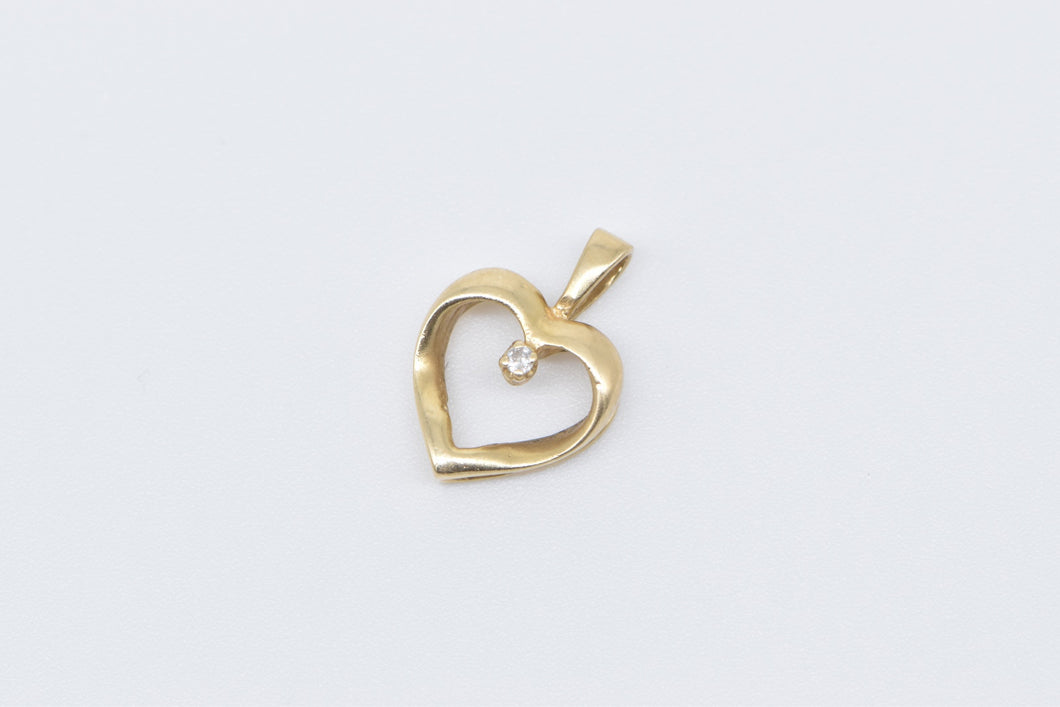 14K Diamond Heart Love Symbol Romantic Vintage Charm/Pendant Yellow Gold