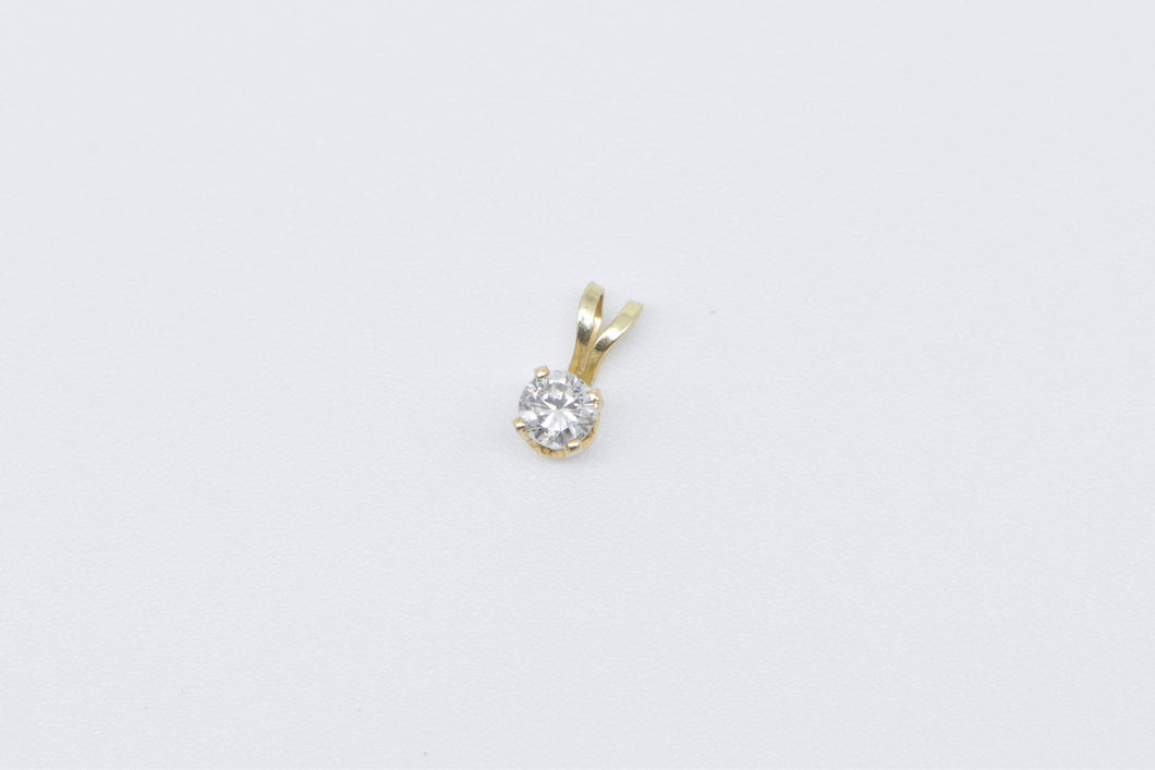 14K 0.20 Ct Diamond Solitaire Classic Simple Pendant Yellow Gold