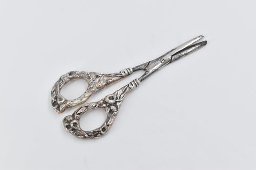 Sterling Silver Watson Ornate Lily Pattern Grape Shears