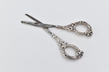 Load image into Gallery viewer, Sterling Silver Watson Ornate Lily Pattern Grape Shears