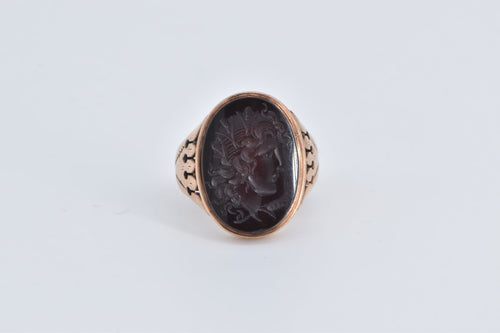 10K Victorian Carved Intaglio Soldier Agate Ring Yellow Gold