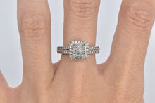 Load image into Gallery viewer, 10K 1.00 Ctw Princess Diamond Halo Engagement Ring White Gold