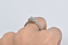 Load image into Gallery viewer, 10K 1.00 Ctw Princess Diamond Halo Engagement Ring White Gold