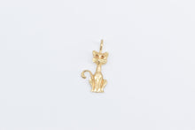 Load image into Gallery viewer, 14K Stylized Cat Kitty Kitten Diamond Cut Charm/Pendant Yellow Gold