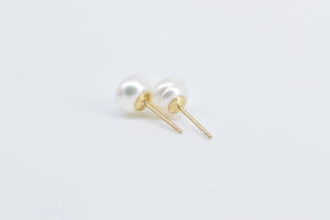 14K 6.6mm Cultured Pearl Vintage Classic Stud Earrings Yellow Gold