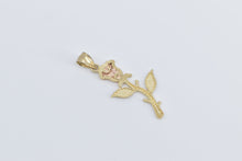 Load image into Gallery viewer, 10K Tri Tone Rose Diamond Cut Flower Vintage Pendant Yellow Gold