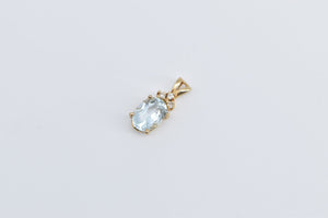 10K Oval Blue Topaz Diamond Cluster Fashion Pendant Yellow Gold