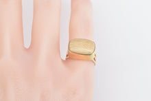 Load image into Gallery viewer, 14K Vintage Petrified Wood Squared Statement Ring Yellow Gold