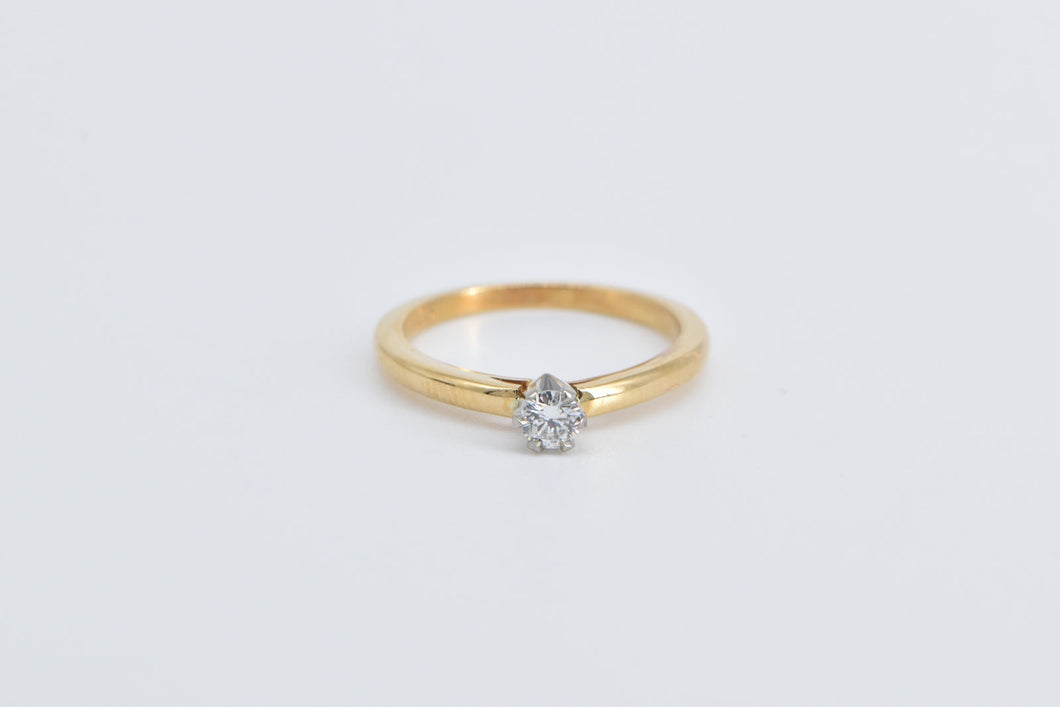 18K 0.22 Ct Diamond Solitaire Classic Engagement Ring Yellow Gold