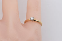 Load image into Gallery viewer, 18K 0.22 Ct Diamond Solitaire Classic Engagement Ring Yellow Gold