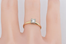 Load image into Gallery viewer, 14K 0.30 Ct Diamond 1940&#39;s Solitaire Engagement Ring Yellow Gold