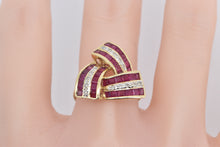 Load image into Gallery viewer, 14K Princess Syn. Ruby Diamond Triangle Twist Ring Yellow Gold