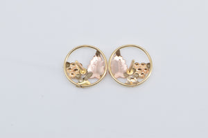 10K Black Hills Leaf Grape Cluster Circle Stud Earrings Yellow Gold