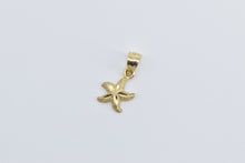 Load image into Gallery viewer, 14K Sea Star Fish Ocean Beach Motif Pendant Yellow Gold