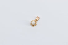 Load image into Gallery viewer, 14K 0.10 Ct Diamond Solitaire Simple Fashion Pendant Yellow Gold