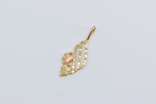 Load image into Gallery viewer, 10K Black Hills Leaf Wavy Cluster Fashion Charm/Pendant Yellow Gold