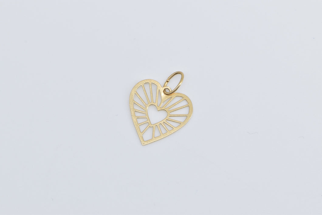 14K Filigree Heart Love Symbol Romantic Charm/Pendant Yellow Gold