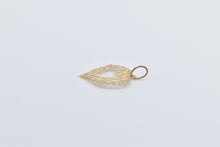 Load image into Gallery viewer, 14K Filigree Heart Love Symbol Romantic Charm/Pendant Yellow Gold