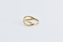 Load image into Gallery viewer, 10K Criss Cross X Twist Open Back Toe Ring Yellow Gold