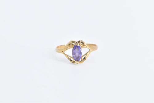 18K Marquise Amethyst Ornate Filigree Fashion Ring Yellow Gold