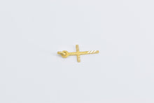 Load image into Gallery viewer, 18K Cross Diamond Cut Grooved Christian Faith Charm/Pendant Yellow Gold