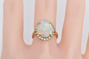 18K 4.00 Ctw Natural Opal Diamond Halo Statement Ring Yellow Gold