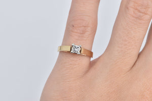 14K 0.32 Ct Princess Diamond Solitaire Engagement Ring Yellow Gold