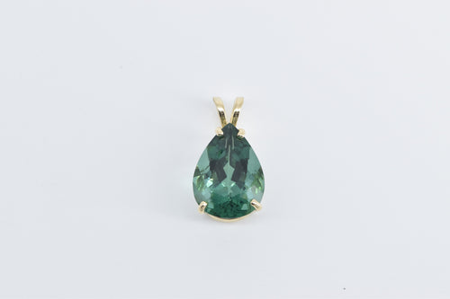 14K Pear Green Quartz Solitaire Classic Statement Pendant Yellow Gold